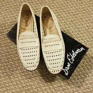 Sam Edelman Ivory Loafers Size: 6.5